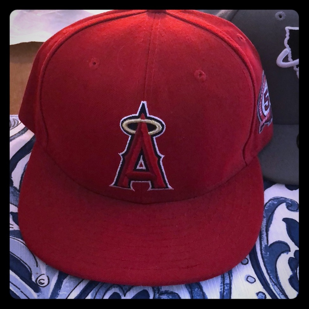 SnapBacks and Angels 7 1/4 hats